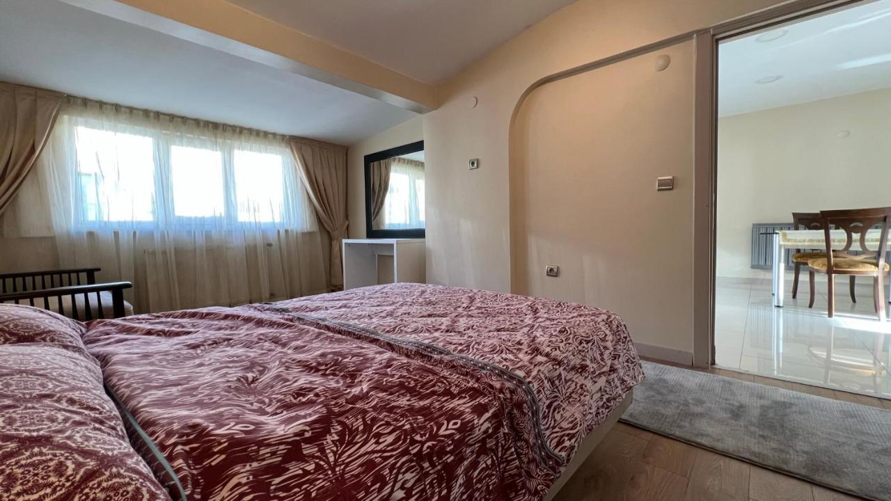 200 M2 Muhtesem Cati Kati, Roof Apartamento Estambul Exterior foto