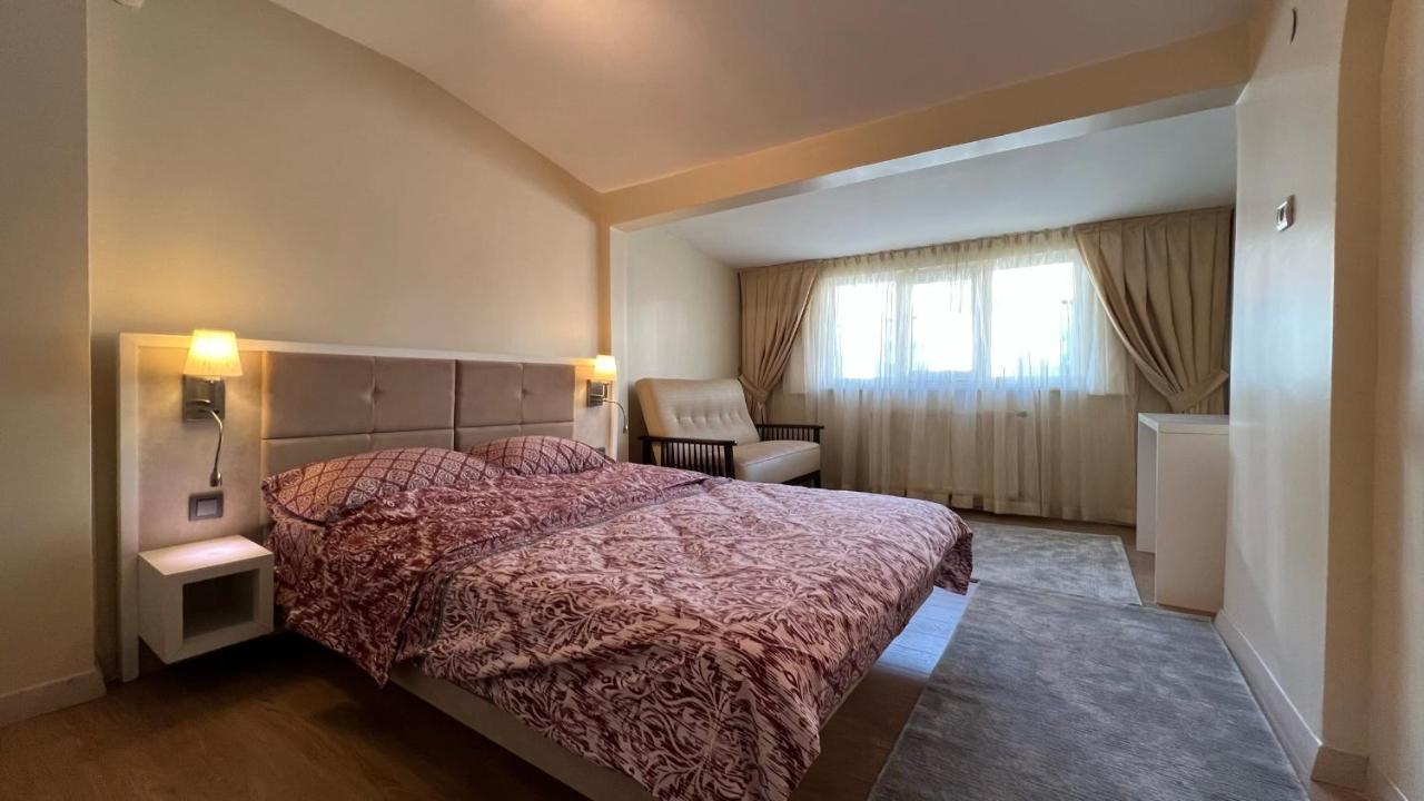 200 M2 Muhtesem Cati Kati, Roof Apartamento Estambul Exterior foto
