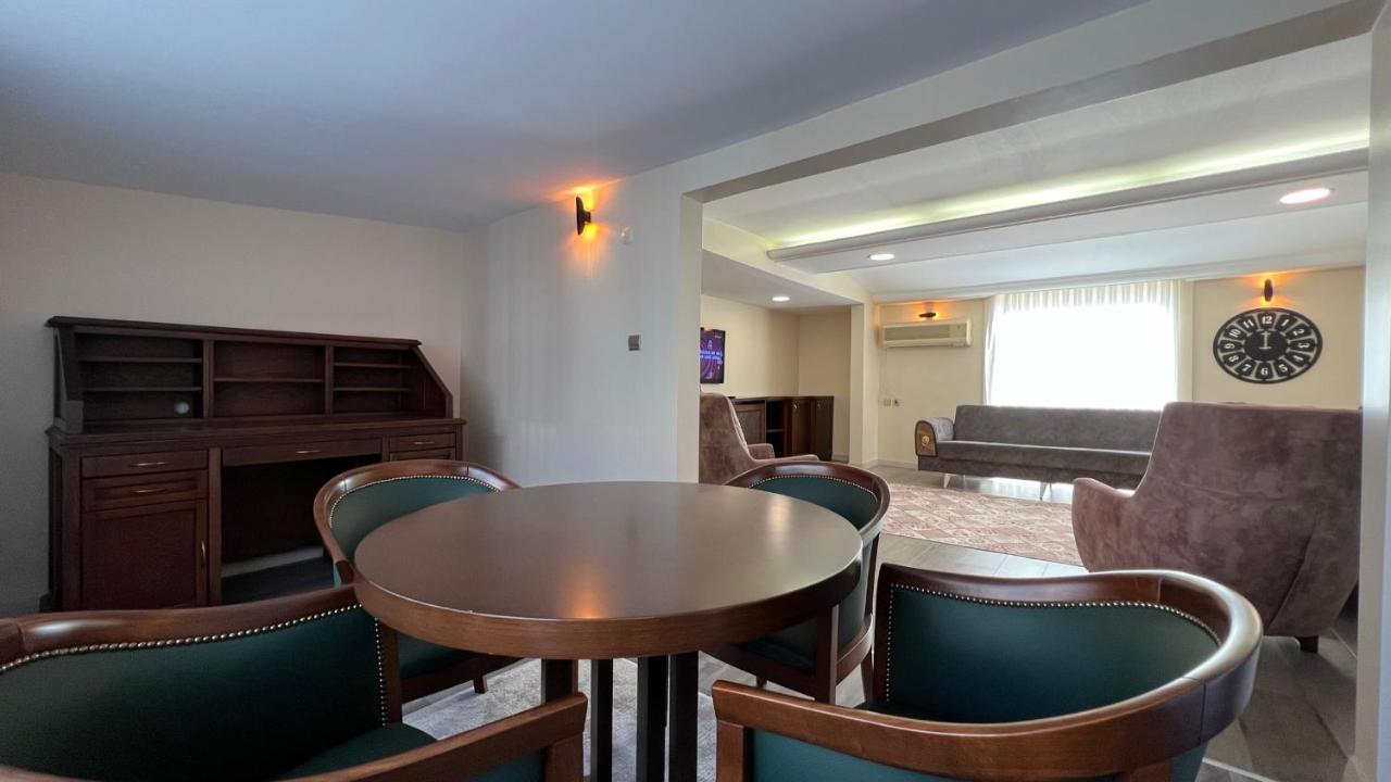 200 M2 Muhtesem Cati Kati, Roof Apartamento Estambul Exterior foto